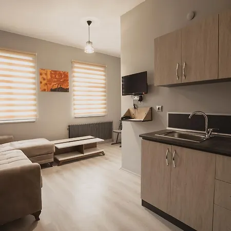 Edrin Bed & Breakfast *